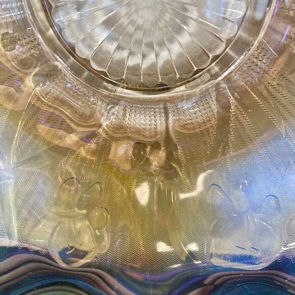 Large Iris and Herringbone Jeannette Carnival Glass Fruit Serving Bowl, - Picture 5 of 8